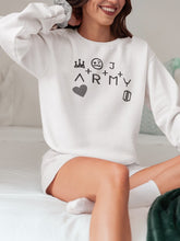 Load image into Gallery viewer, White Winter Everyday Swearshirts